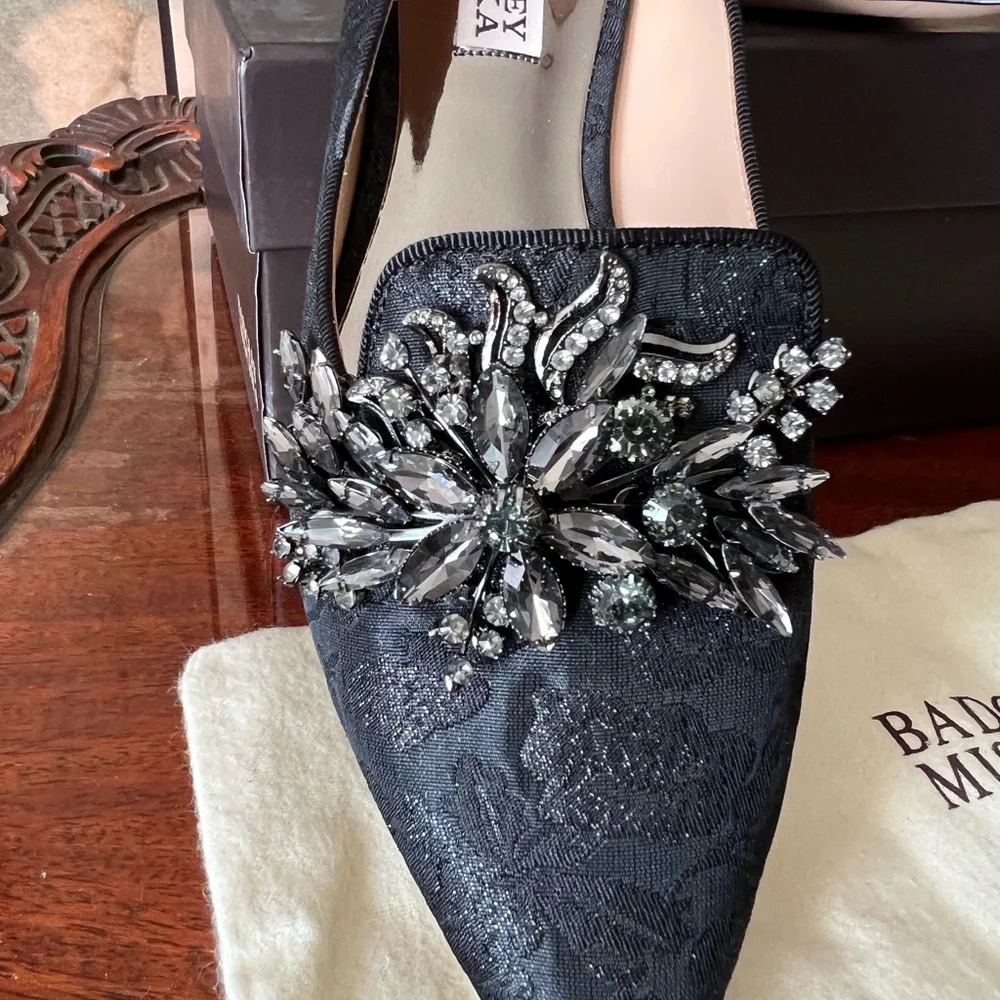 Badgley Mischka Women's Mandy Loafer Flat - New in Box - Size 6 - Picture 10 of 14